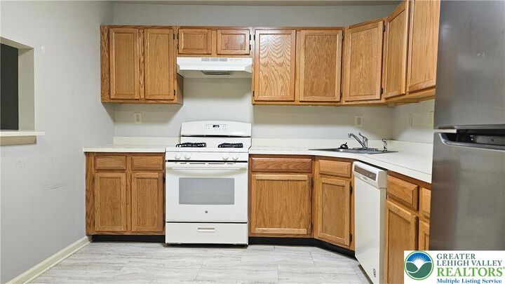 Property Photo: 1884 Mansfield Street PA 18055