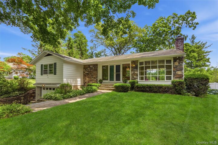 Property Photo:  110 Morningside Drive  NY 10562 