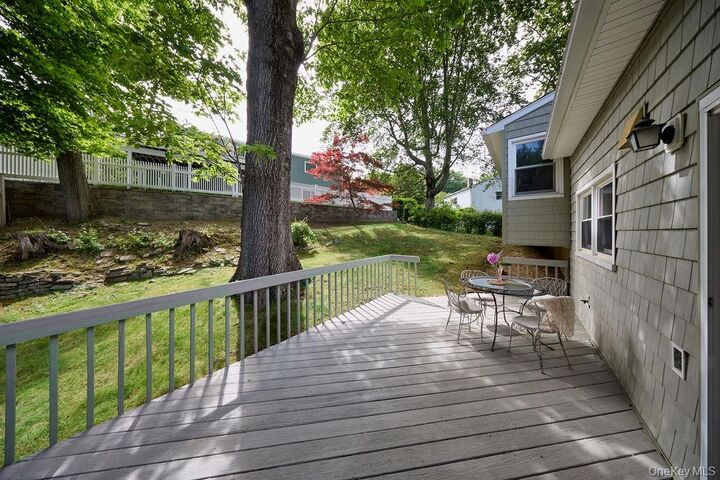 Property Photo:  72 Hickory Hill Drive  NY 10522 