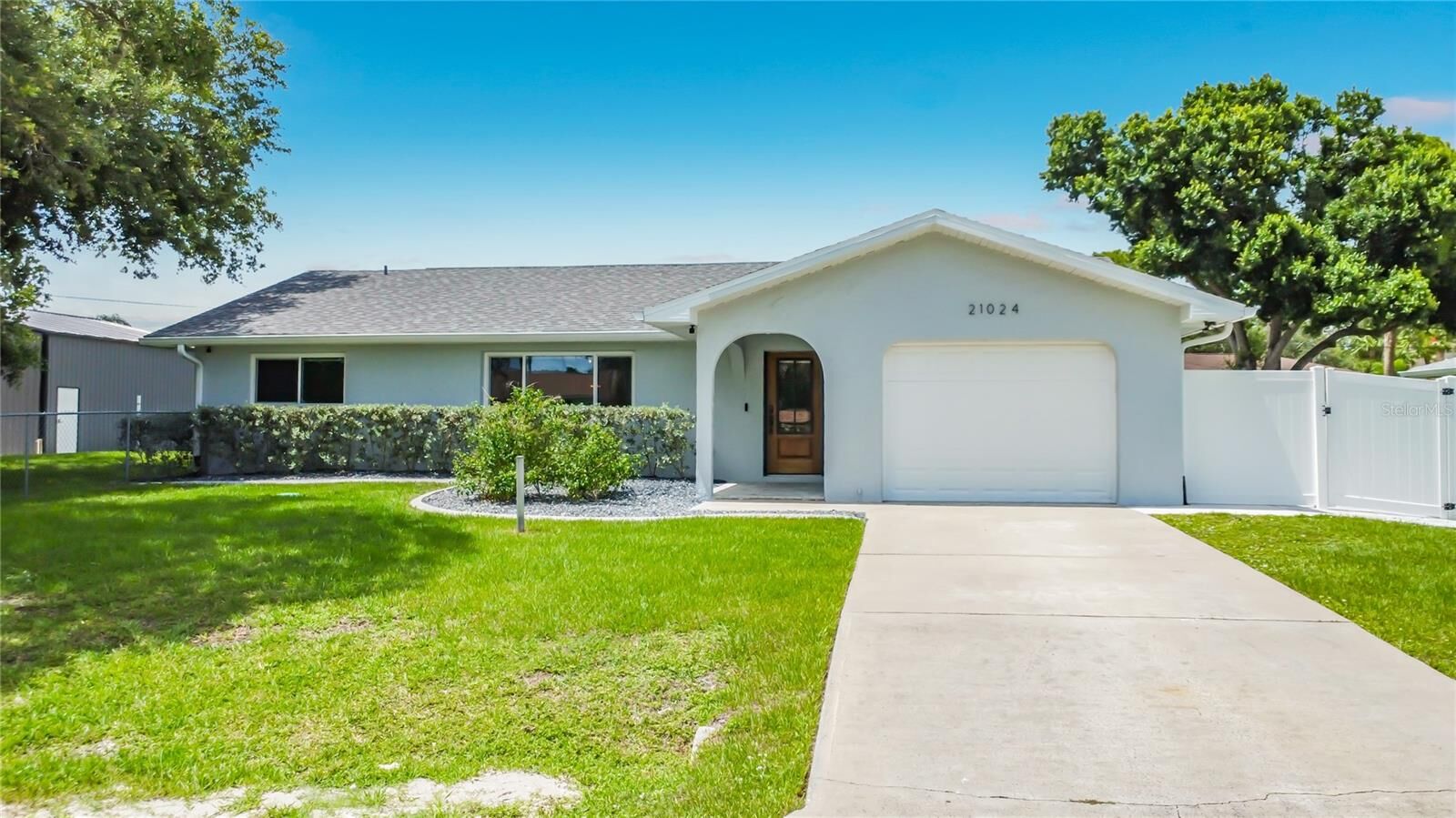 Property Photo:  21024 Denise Avenue  FL 33952 