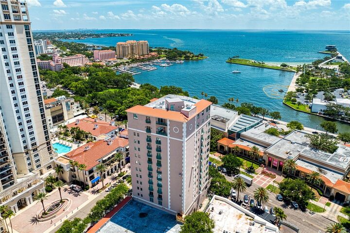 Property Photo: 288 Beach Drive NE Ph-2A FL 33701