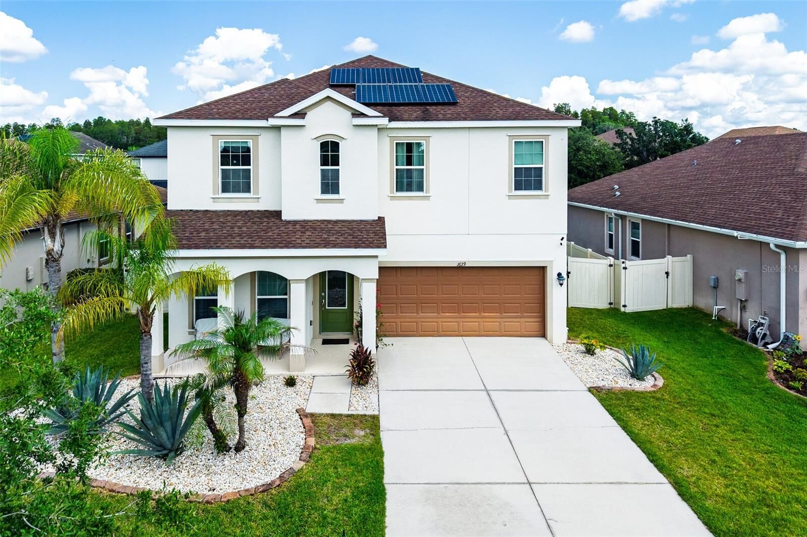 Property Photo: 1629 Montgomery Bell Road FL 33543