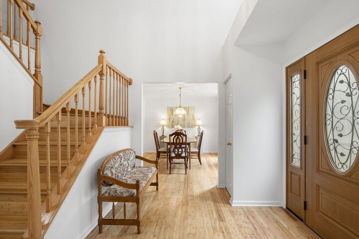 Property Photo: 162 Wellington Court IL 60030