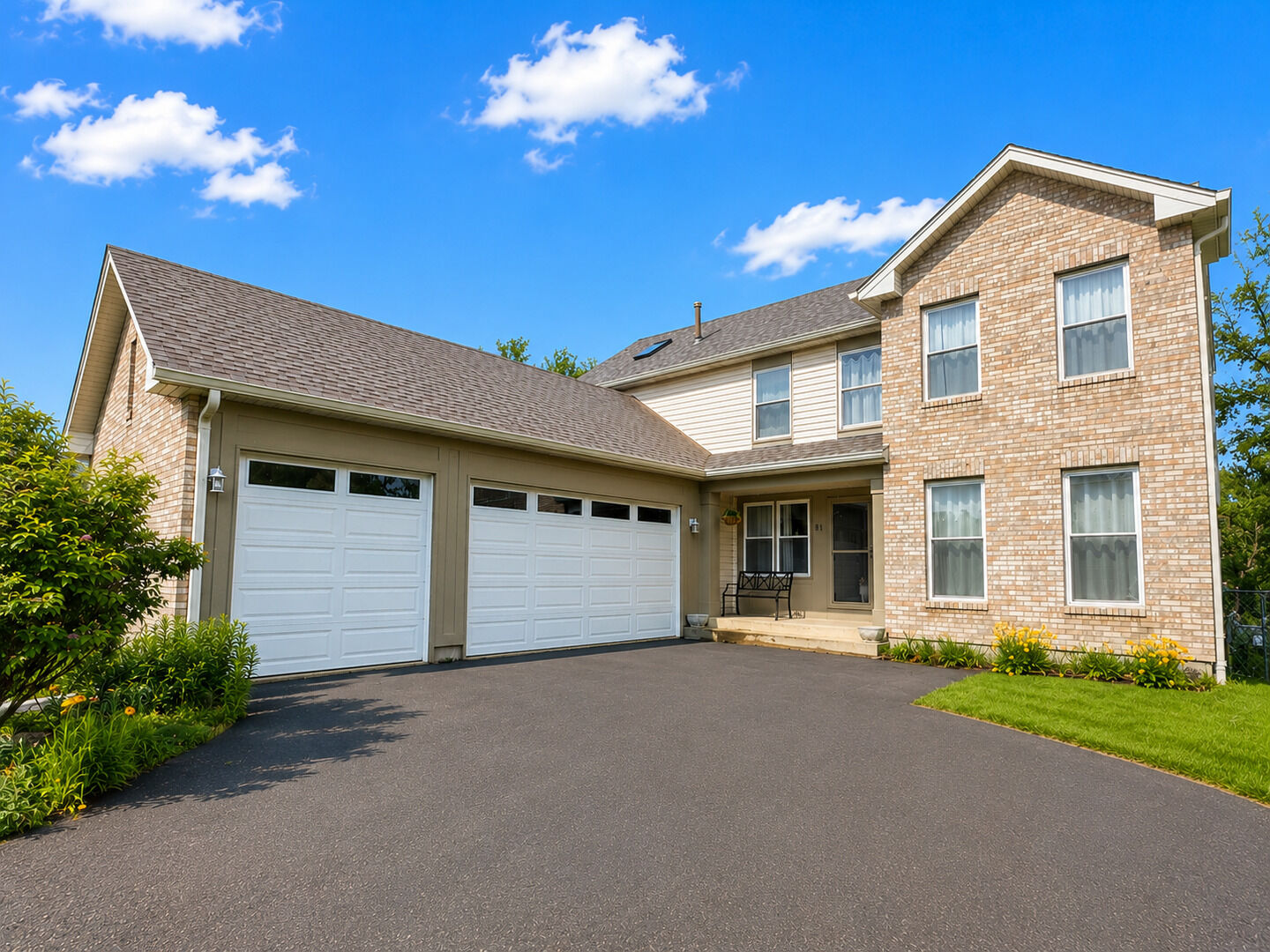 Property Photo:  81 Misty Hill Lane  IL 60030 