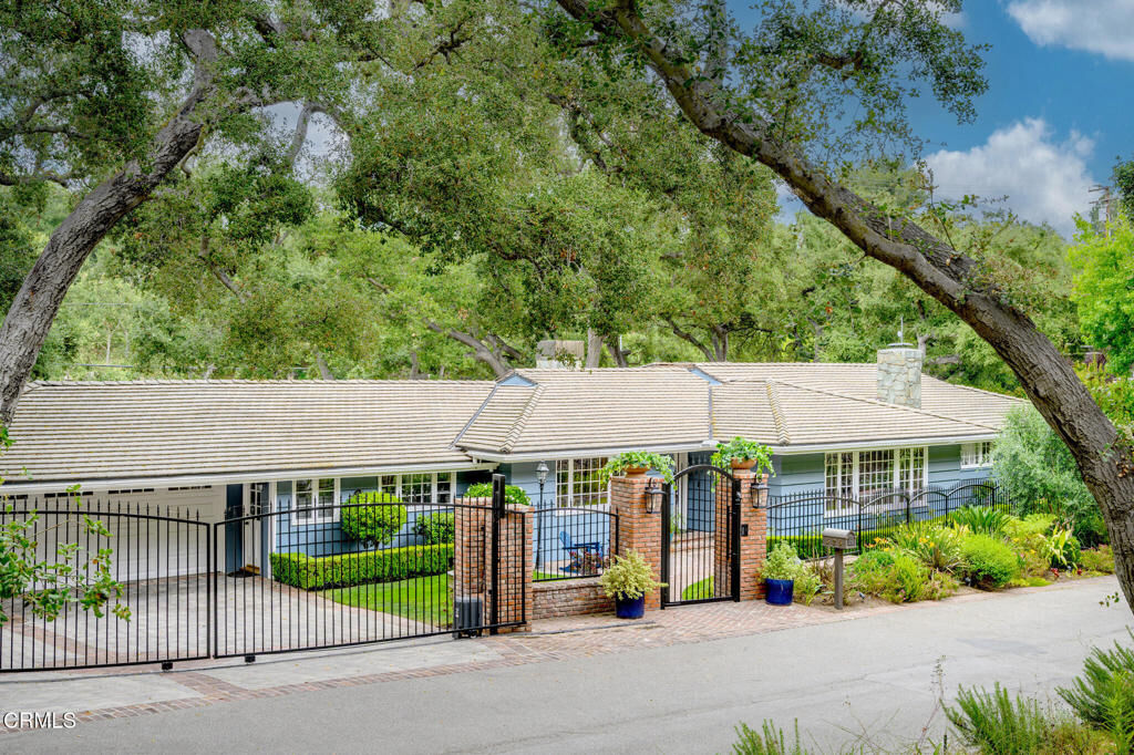 Property Photo: 525 Berkshire Avenue CA 91011
