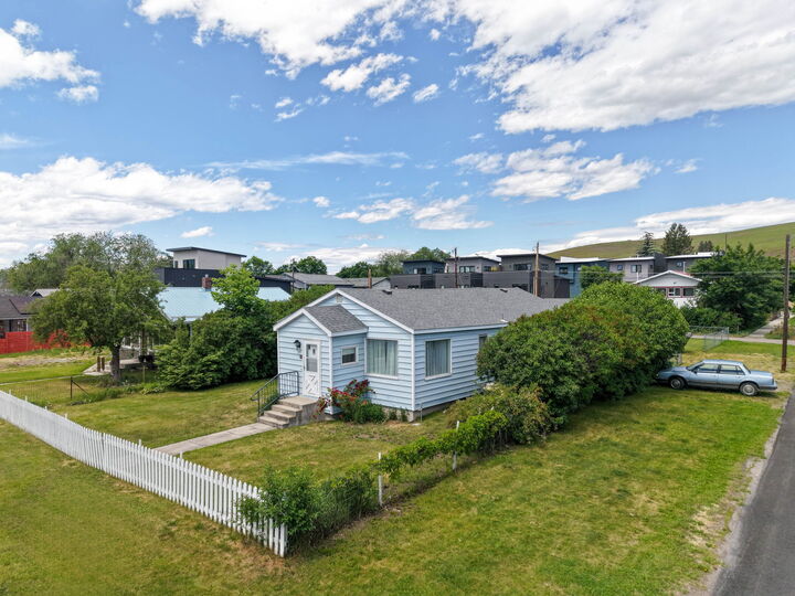 Property Photo: 900 Palmer Street MT 59802