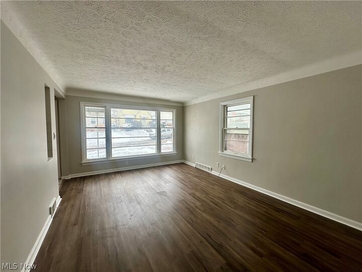 Property Photo: 4904 E 90th Street OH 44125