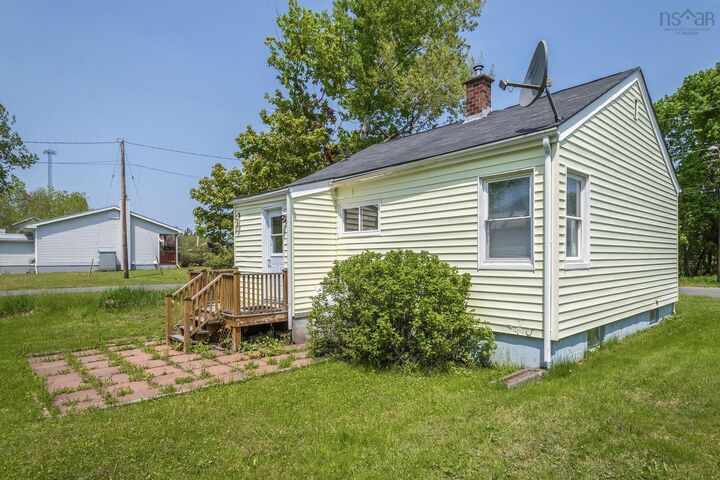 Property Photo: 69 Cambey Avenue NS B0K 1S0