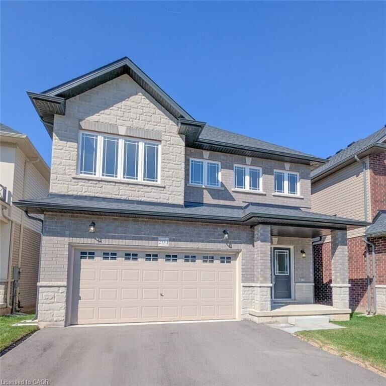 Property Photo: 200 Cittadella Boulevard ON L0R 1P0