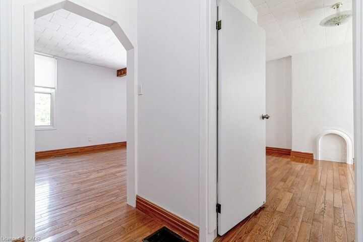 Property Photo: 170 Cannon Street W ON L8R 2C1