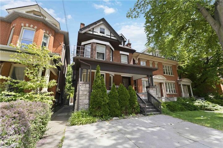 Property Photo:  102 Herkimer Street 5  ON L8P 2G7 