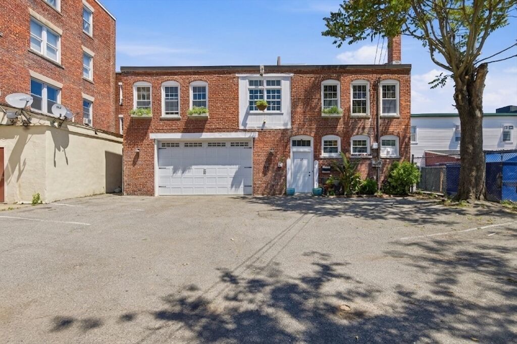Property Photo:  55 Perkins St  MA 01970 