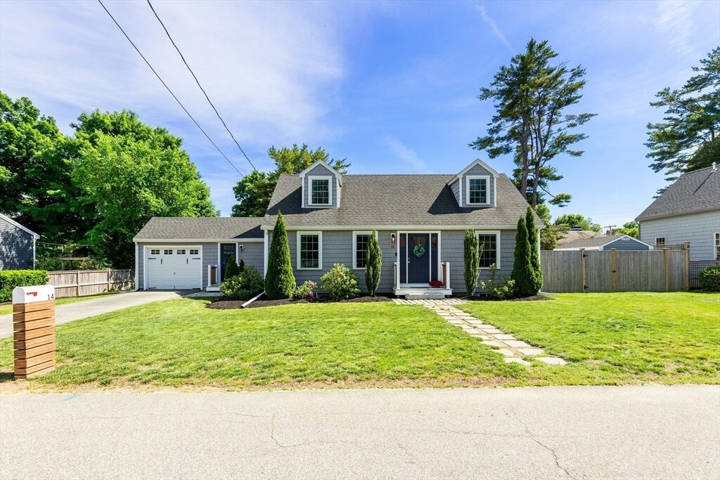 Property Photo:  14 Bruce Ln  MA 01984 