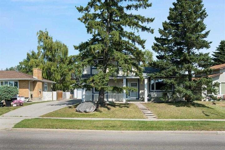 Property Photo: 5632 Dalhousie Drive NW AB T3A 1P9