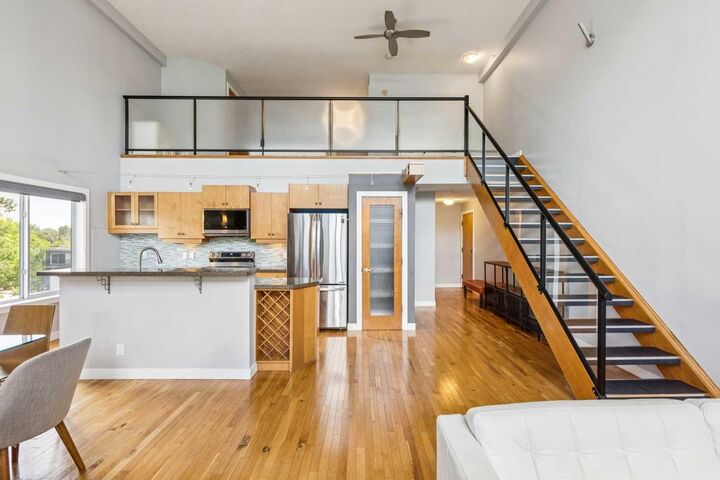 Property Photo:  317 19 Avenue SW 401  AB T2S 0E1 