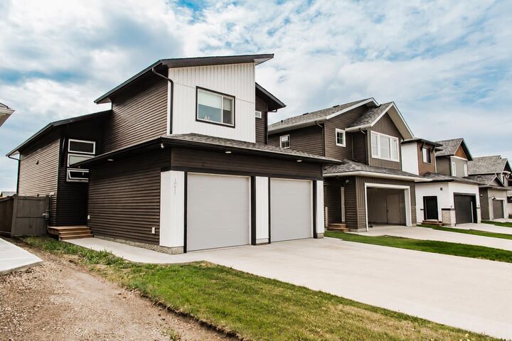 10617 133 Avenue — photo 1