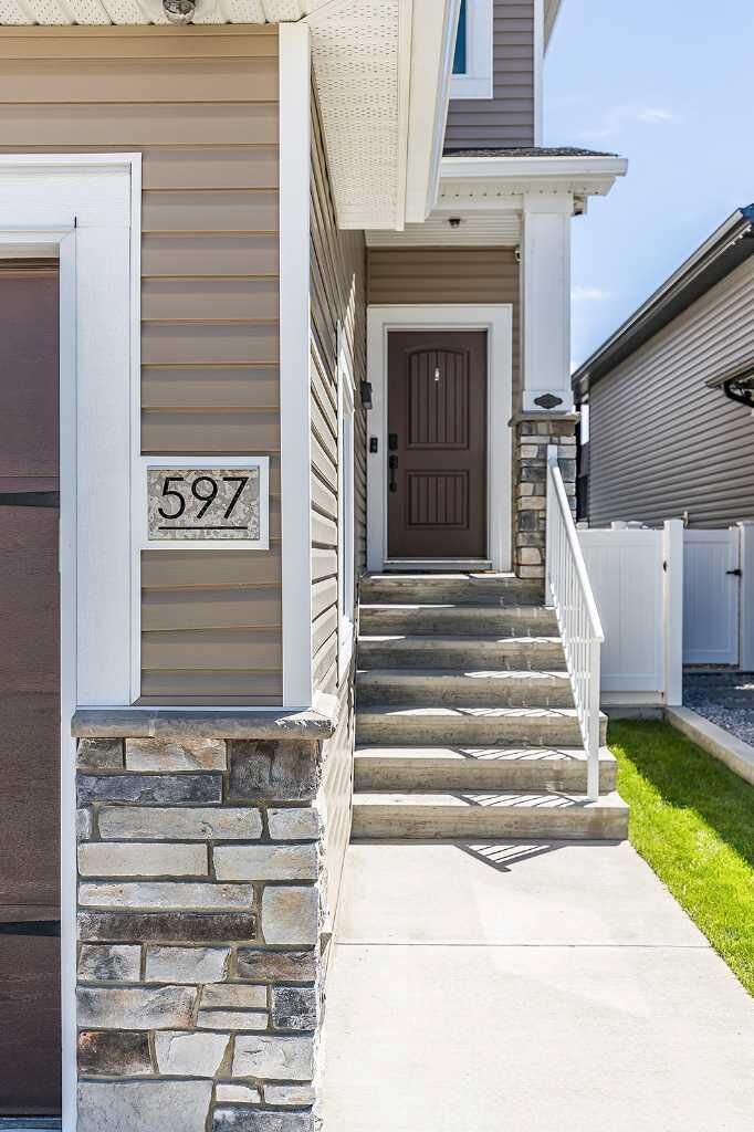 Property Photo: 597 Somerside View SE AB T1B 0R1
