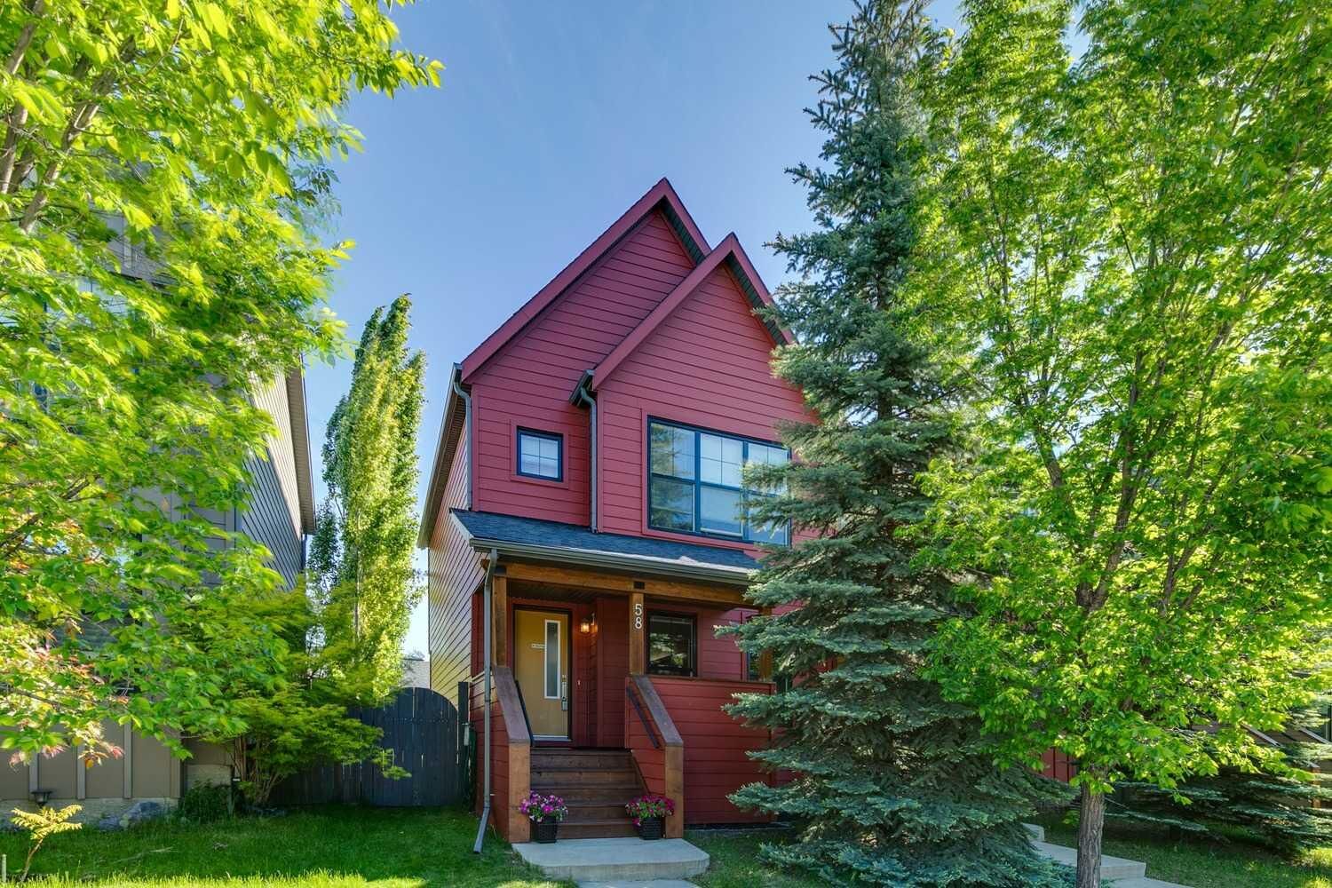 Property Photo:  58 Walden Drive SE  AB T2X 2A6 