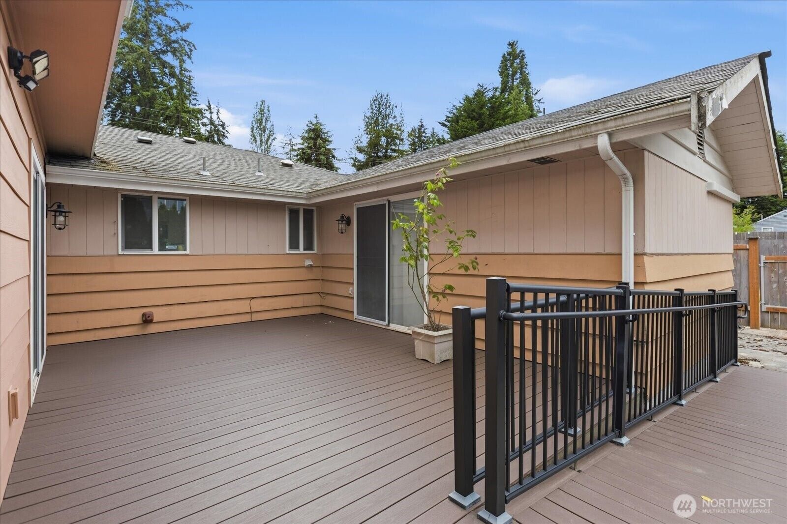 Property Photo: