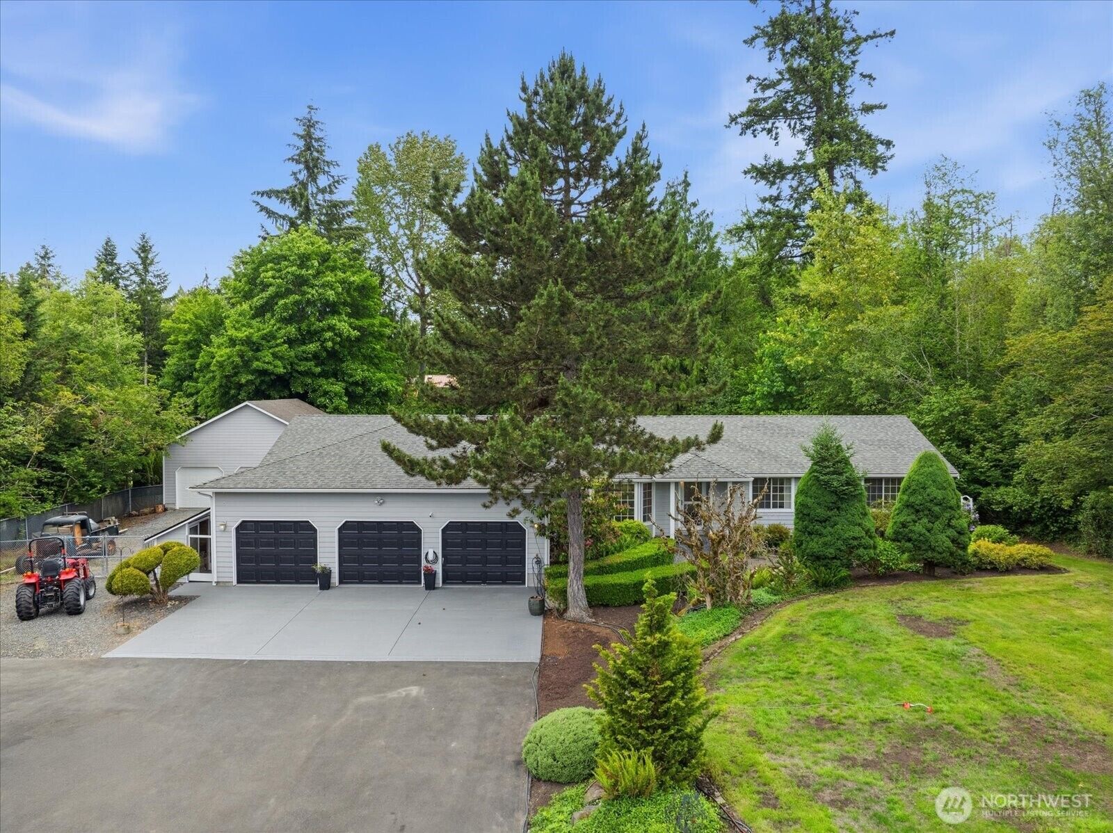 Property Photo:  15023  228th St SE  WA 98296 
