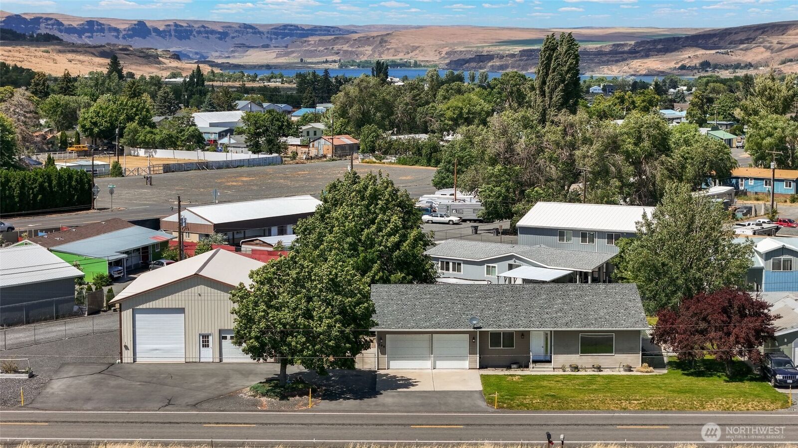 Property Photo: 298 Road 19 NW WA 98851