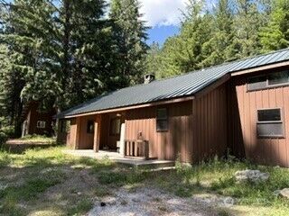 Property Photo:  19045  Gill Creek  WA 98826 