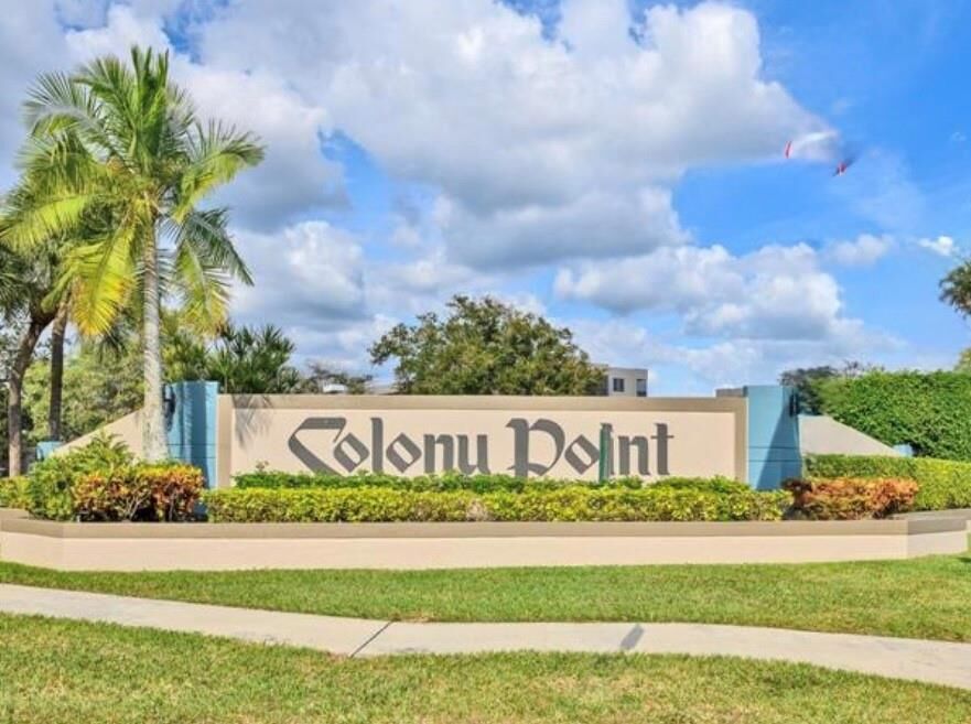 Property Photo:  901 Colony Point Circle 523  FL 33026 
