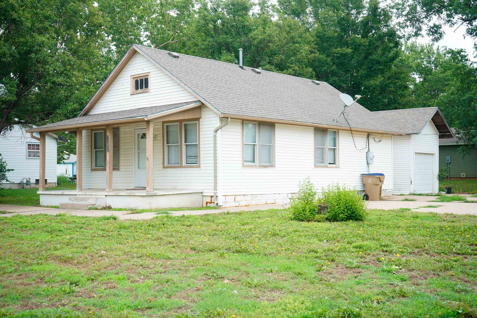 Photo de la propriété:  302 N King St  KS 67108-9596 