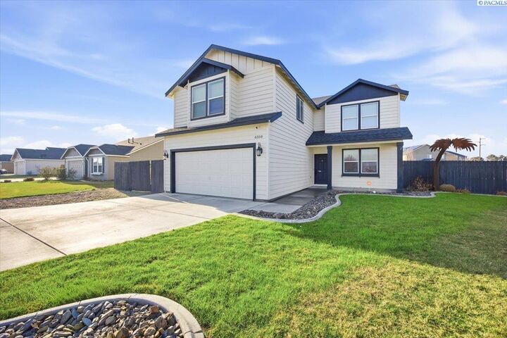 Property Photo:  6310 Maryhill Ln  WA 99301 