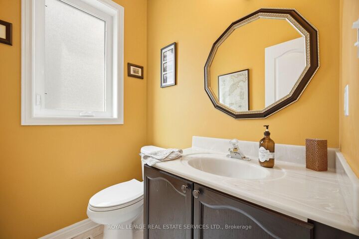 Property Photo: 1600 Glenvista Drive ON L6H 6E9