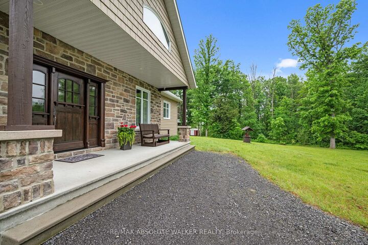 Property Photo: 18668 Kenyon Concession 2 Road ON K0C 1B0