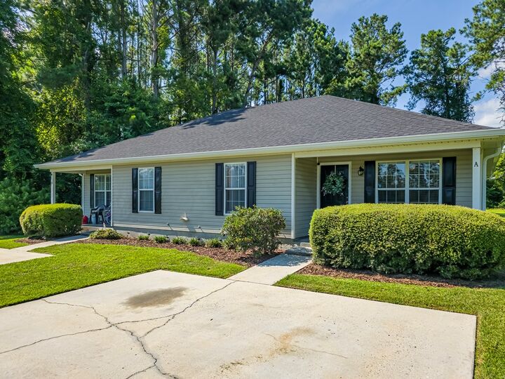 Property Photo:  6010 Susan Circle A/B  GA 31605 