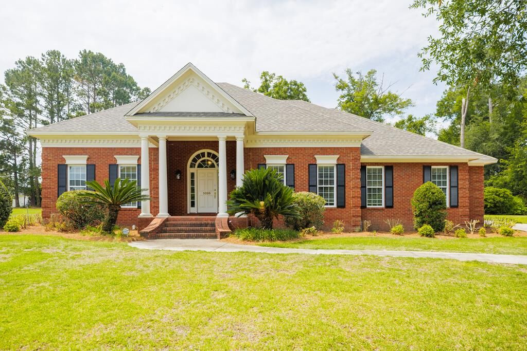 Property Photo: 1026 Cherry Wood Cir GA 31605
