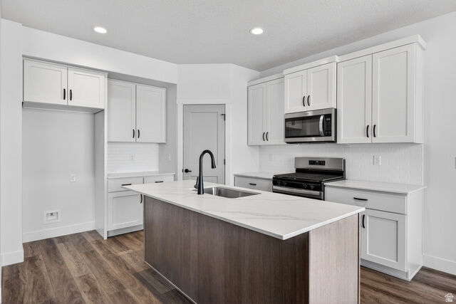 Property Photo:  2718 W 2735 N  UT 84404 