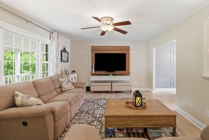 Property Photo:  1031 Thomas Dr.  OH 44805 