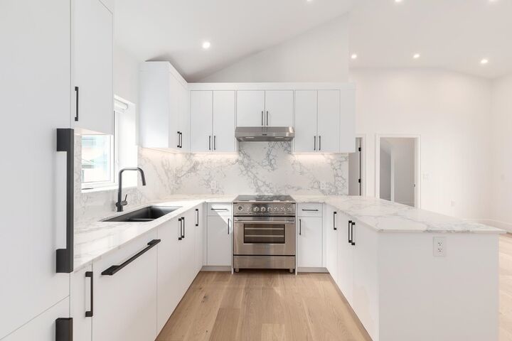 Property Photo: 849 E 19th Avenue BC V5V 1K6