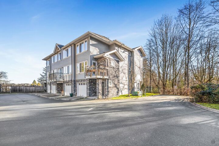 Photo de la propriété:  13864 Hyland Road 41  BC V3W 2C3 