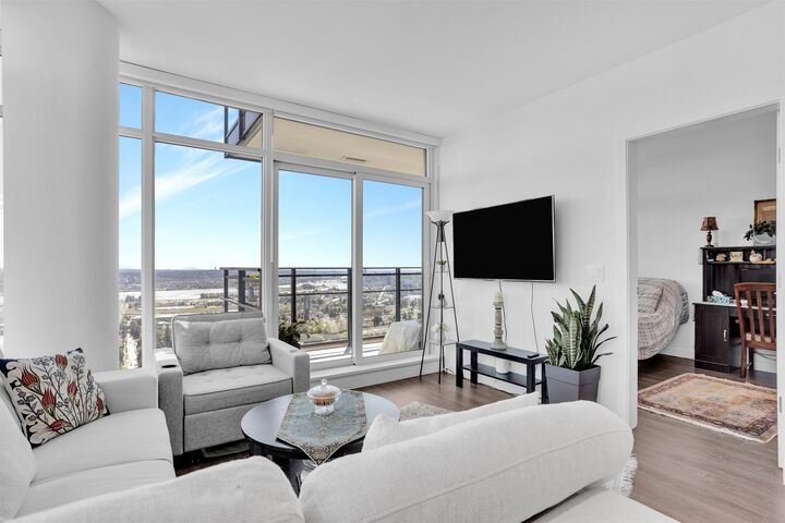 Property Photo: 505 Nelson Street 2102 BC V3J 0R5