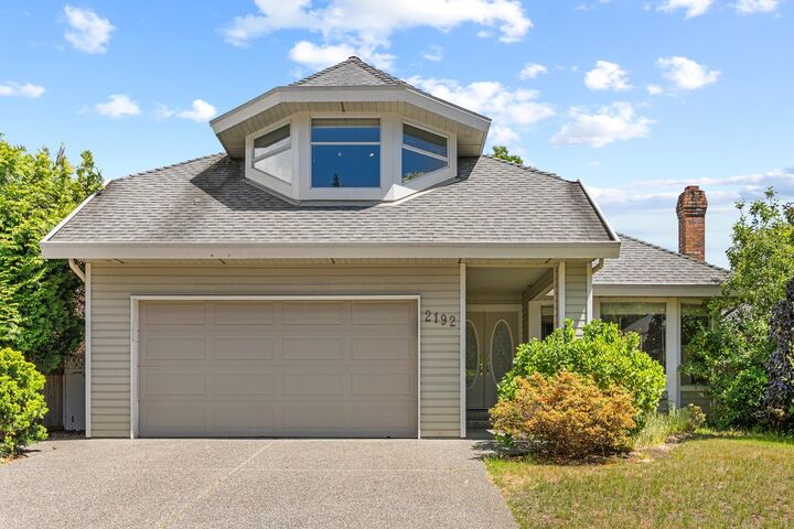 2192 148A Street — photo 1