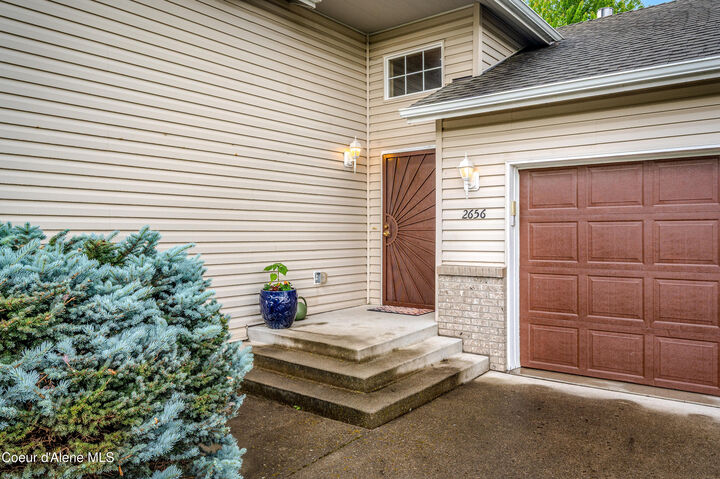 Property Photo:  2656 W Larix Ct  ID 83815 