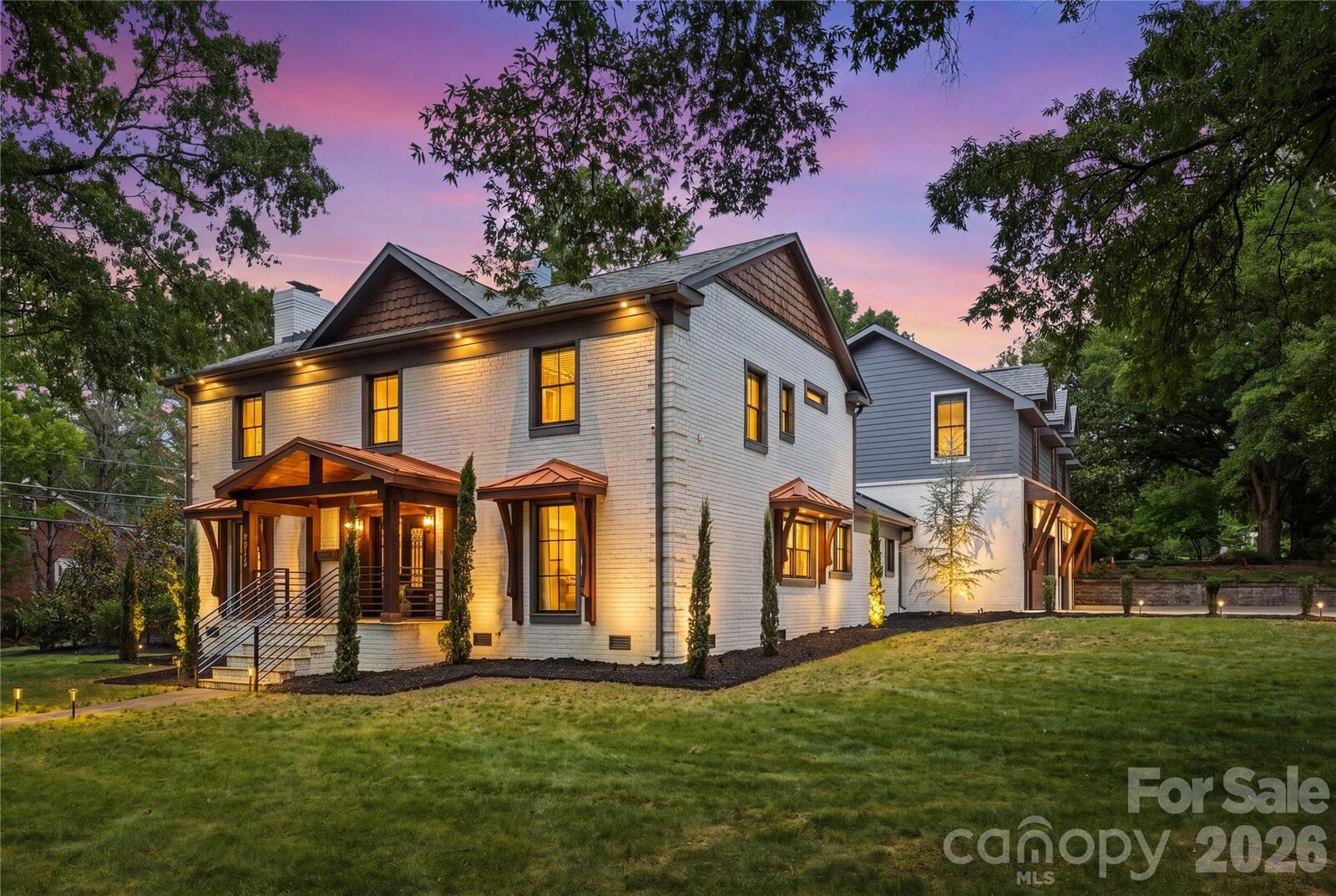 Property Photo: 2919 Colony Road NC 28211