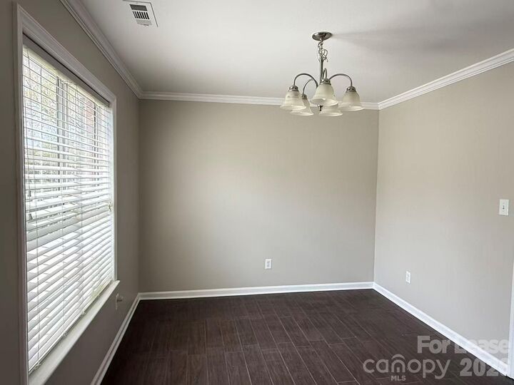 Property Photo: 6821 Millingden Court NC 28277