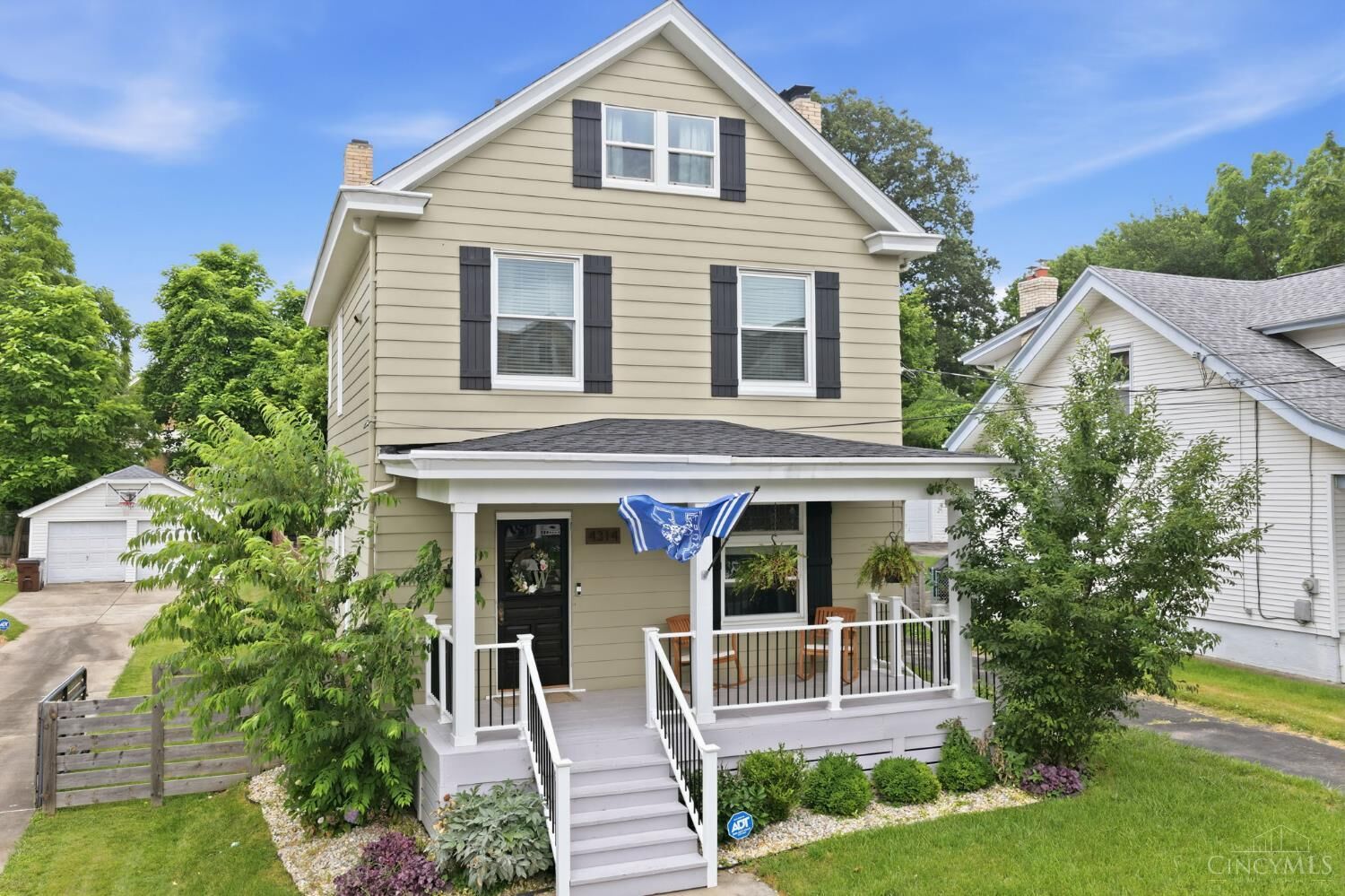 Property Photo: 4314 Ivanhoe Avenue OH 45212