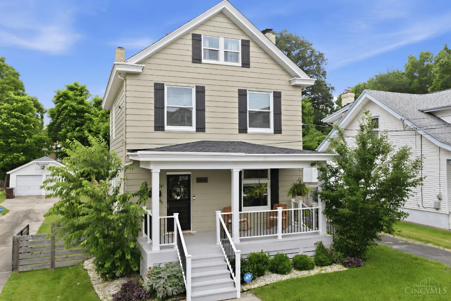 Property Photo: 4314 Ivanhoe Avenue OH 45212