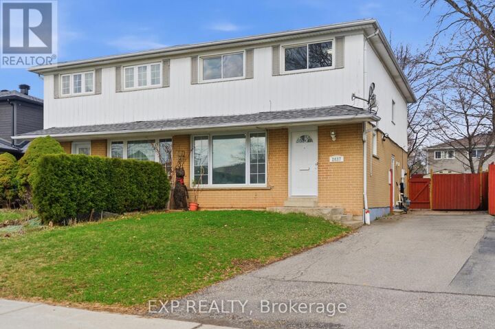 Property Photo: 2637 Altadena Court ON L5K 1G1