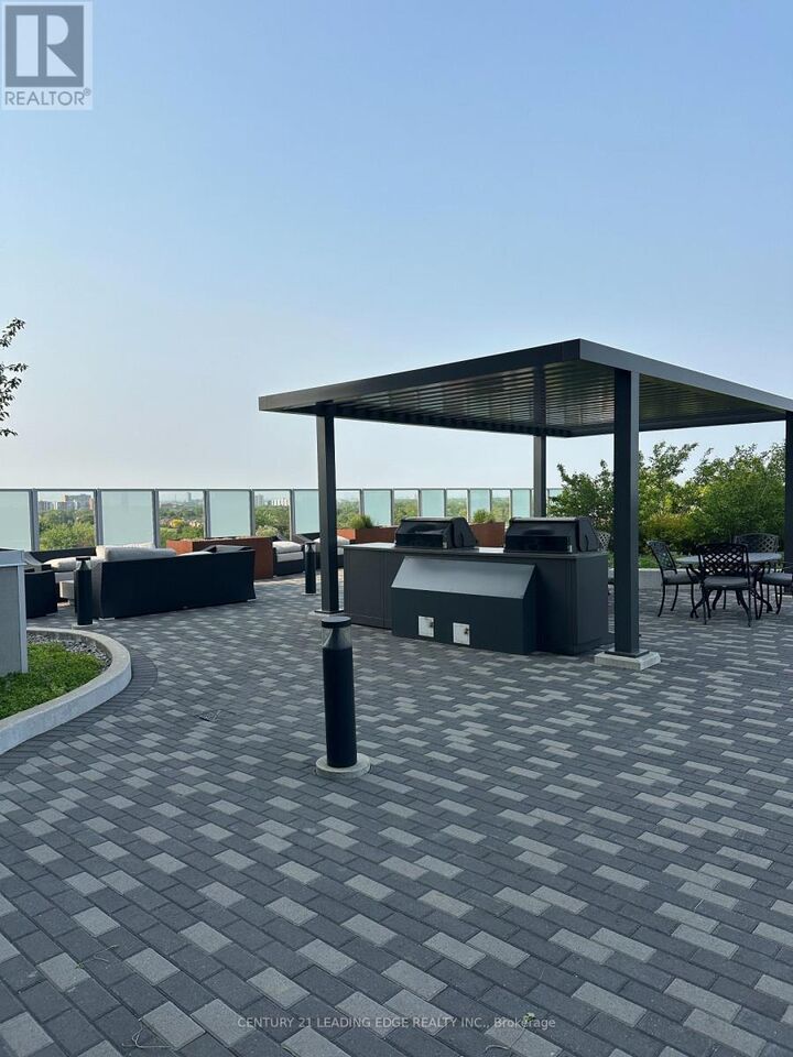 Property Photo:  3121 Sheppard Avenue East 827  ON M1T 3J7 