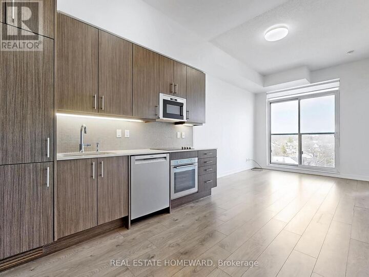 Property Photo:  297 College Street 722  ON M5T 0C2 
