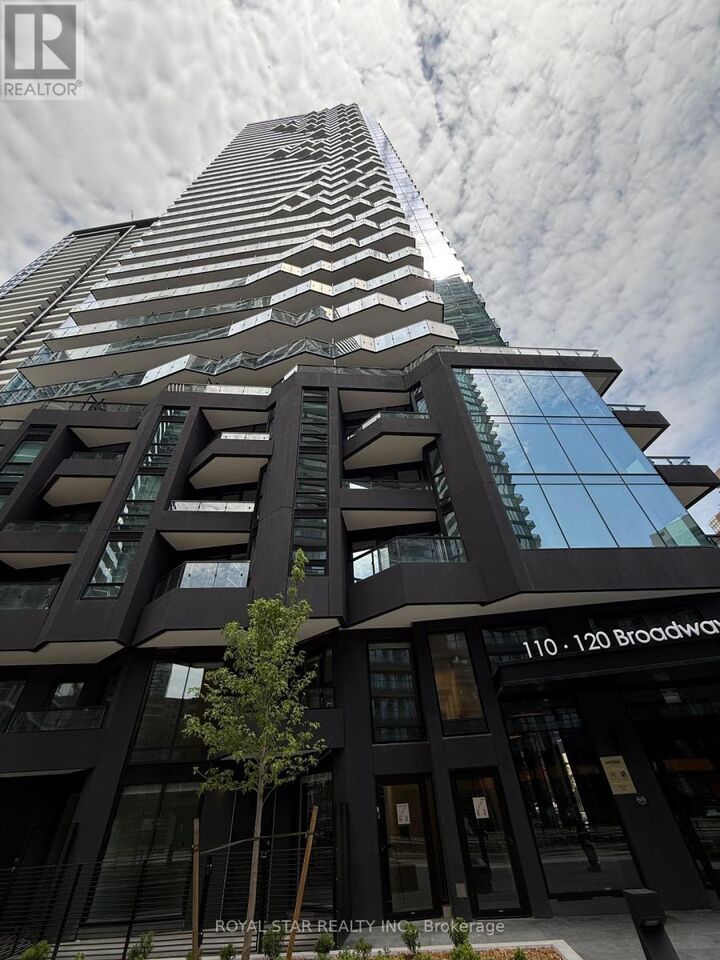 Property Photo:  110 Broadway Avenue 708S  ON M4P 1V7 