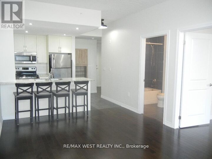 Property Photo:  427 Aberdeen Avenue 406  ON L8P 2S4 