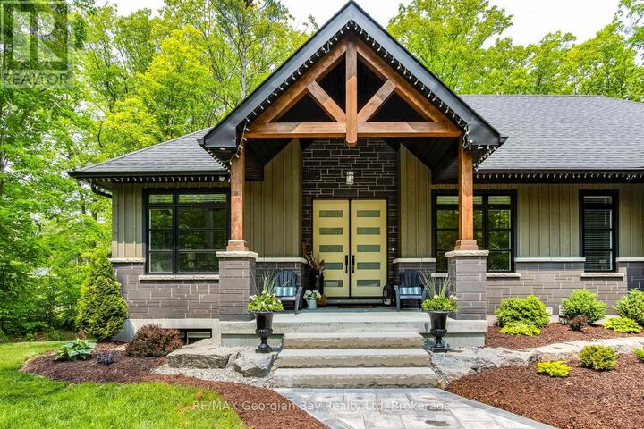 Property Photo: 50 Windermere Circle ON L4R 0C3